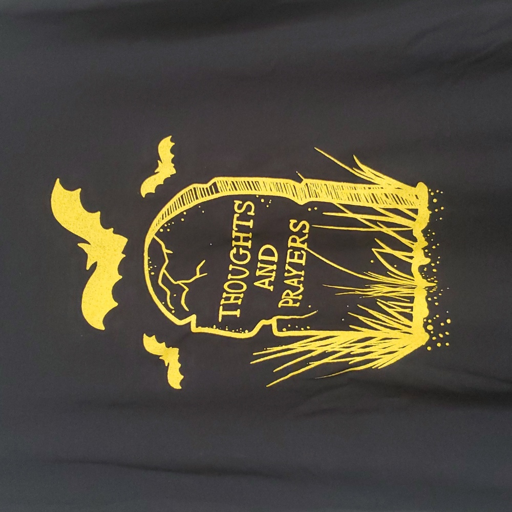Independant Artist T-shirt From Salem, MA - Picture 2 of 14